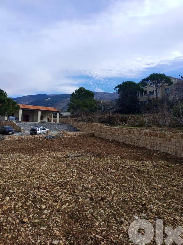 ارض مع بيت في الشوف نبع الصفا  للبيع land with house for sale in shouf 14