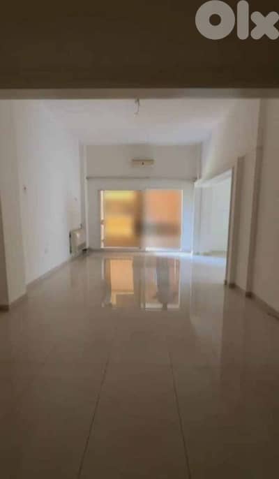 SPACIOUS APARTMENT IN RAS EL NABEH PRIME (200SQ) , (RN-143)