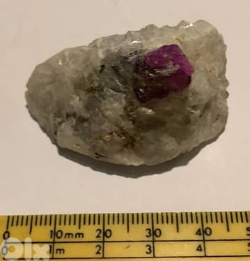 RUBY ROUGH STONE ROCK RAW GEM PAKISTAN HUNZA UNCUT NATURAL
