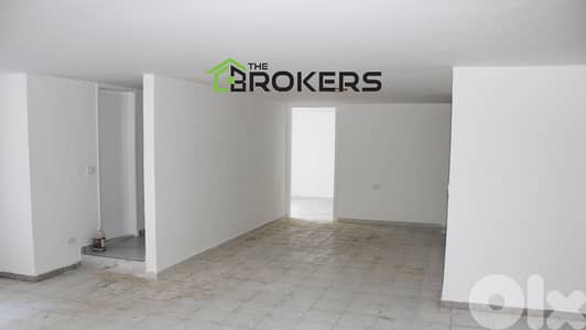 Office for Rent in Hamra   مكتب للايجار في الحمرا