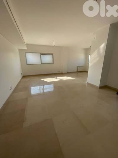 SPACIOUS APARTMENT IN DOWNTOWN PRIME (230SQ) GYM , POOL , (BT-1032)