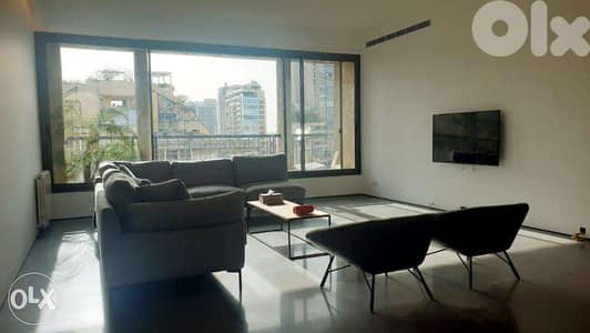 L07550 - Spacious Apartment for Sale in Achrafieh