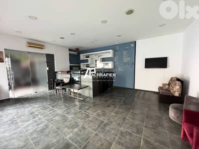 235 Sqm - Semi-equipped Shop For Rent in Achrafieh