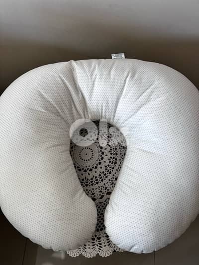 Feeding pillow