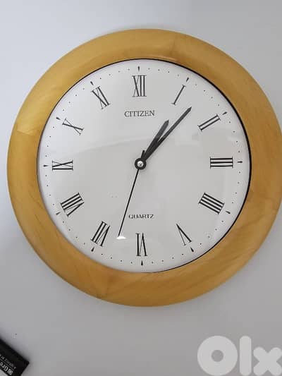 Wooden clock