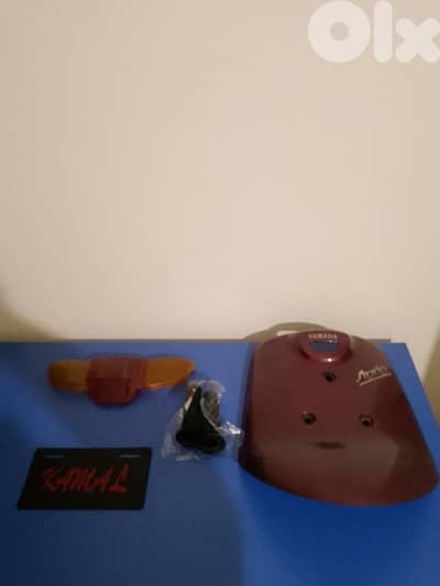 قطع موتسيكل أبريو للبيع عدد 4 مستعملين نضيف كلن السعر 25$