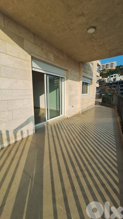 Apartment for sale in Nahr Ibrahim - شقة للبيع في نهر إبراهيم