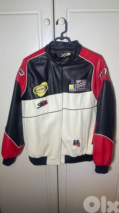 biker style, leather jacket, size large