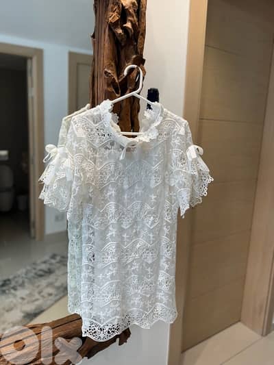 unique dentelle white dress, from italy
