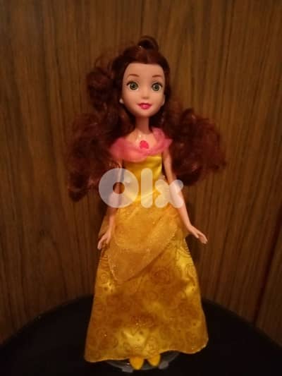 SHIMMERING SONG BELLE BEAUTY &The Beast Hasbro Musical doll=23$