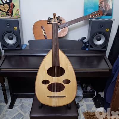 عود صناعة بسّام محمد للبيع Oud Made by Bassam Mohamad