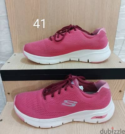 Skechers shoes size 41