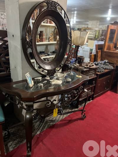 solid wood console with ferfoje and solid wood mirror