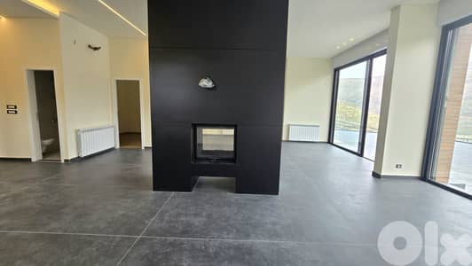 Chalet 160m² with Terrace 75m² for sale in Zaarour شاليه 142م² مع تراس