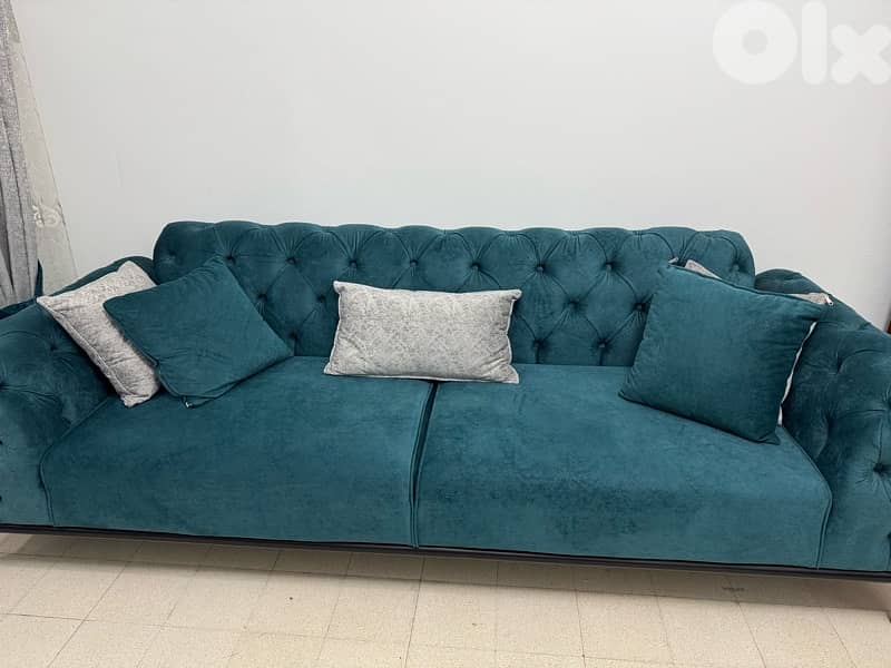 2 sofas ‘ 1 chair and 1 table new condition very highly quality 2