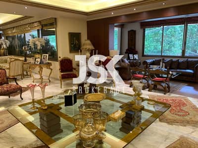 L17602-Luxurious & Elegant Apartment For Sale in Achrafieh, Carré D'or