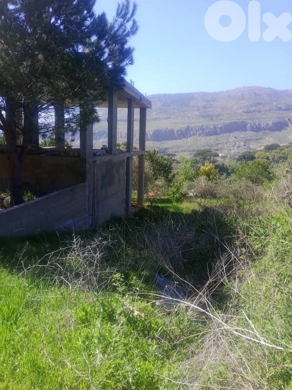 ارض مع بيت للبيع في الرملية عاليهland for sale in ramlye aley 7