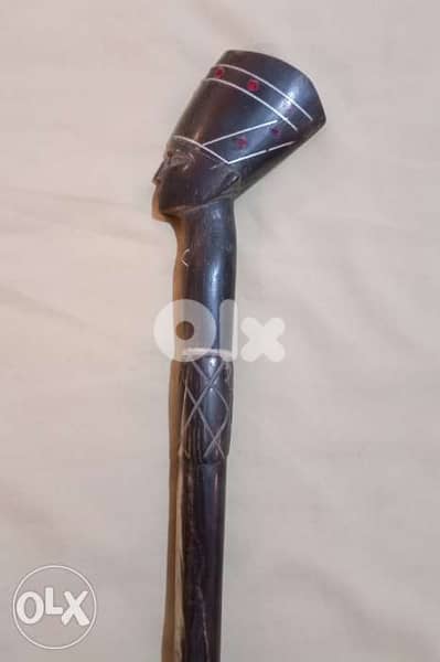 Antique Shoe Horn with head of queen Nefertiti in genuine buffalo horn