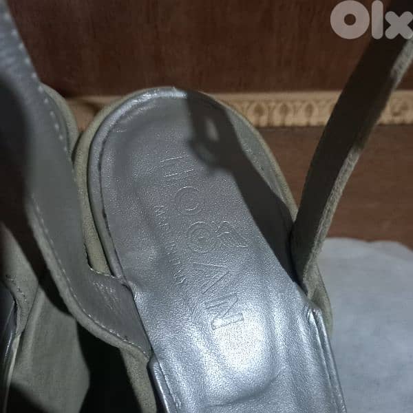 hogan size  38.5 3