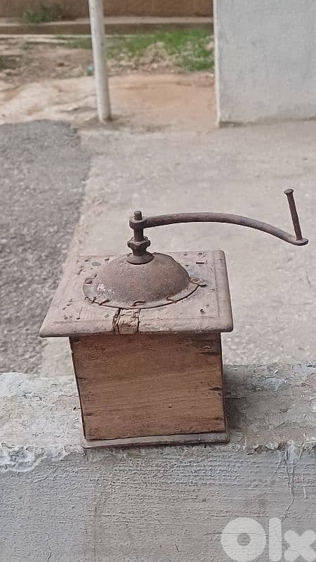 antique 4