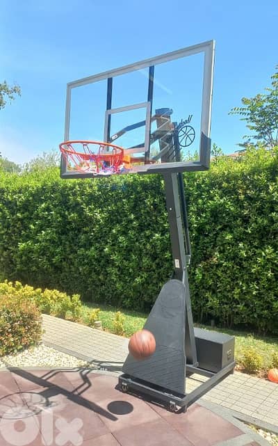 only 499$ movable hoop basketball (super easy to do slam dunks)