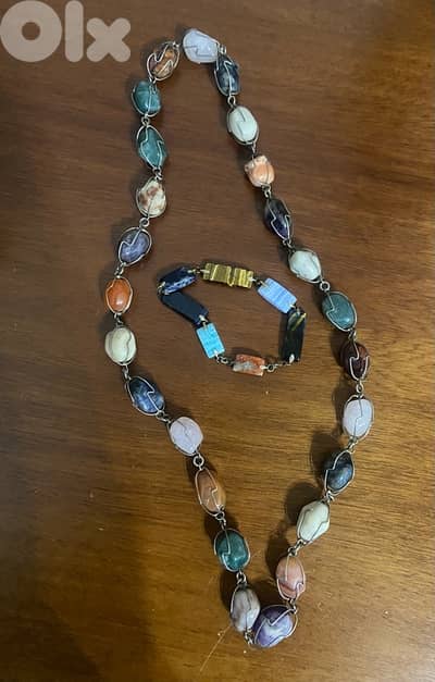 bulk lot of Fashion jewelry Bracelets ans necklaces