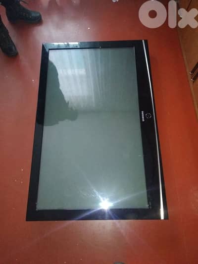 Samsung Plasma Tv 50" very clean