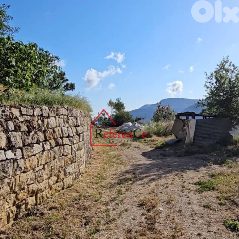 EXLUSIVE prime Land for sale in Chartoun أرض مميزة للبيع في شارتون 1