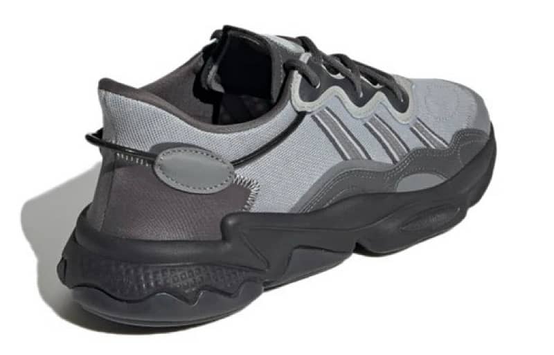 Adidas Ozweego 4
