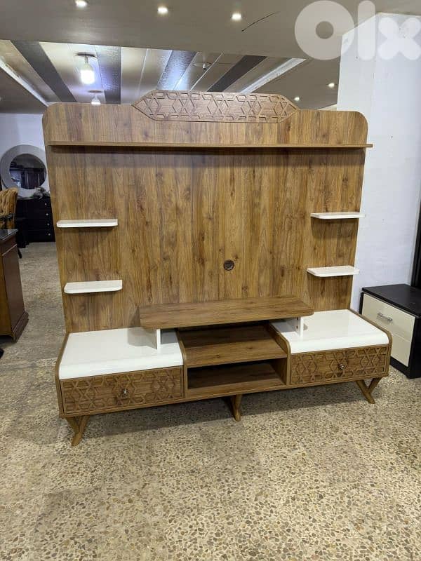 طقم كنبايات مودرن شغل Maximo مع طاولة نص وطاولة Tv شبه جديد 8