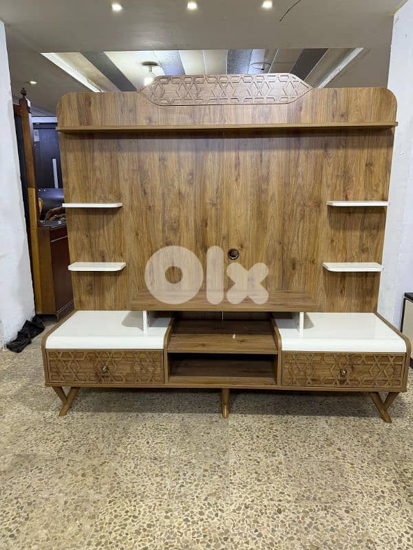 طقم كنبايات مودرن شغل Maximo مع طاولة نص وطاولة Tv شبه جديد 11