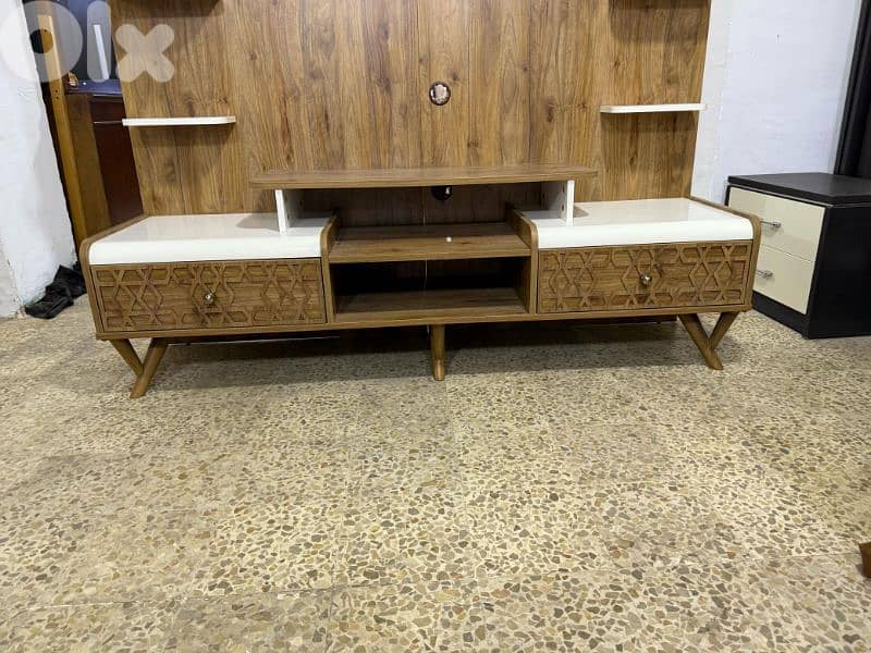 طقم كنبايات مودرن شغل Maximo مع طاولة نص وطاولة Tv شبه جديد 12