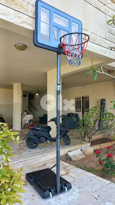 130$ buy hoop basketball stand (get basketball spalding free)