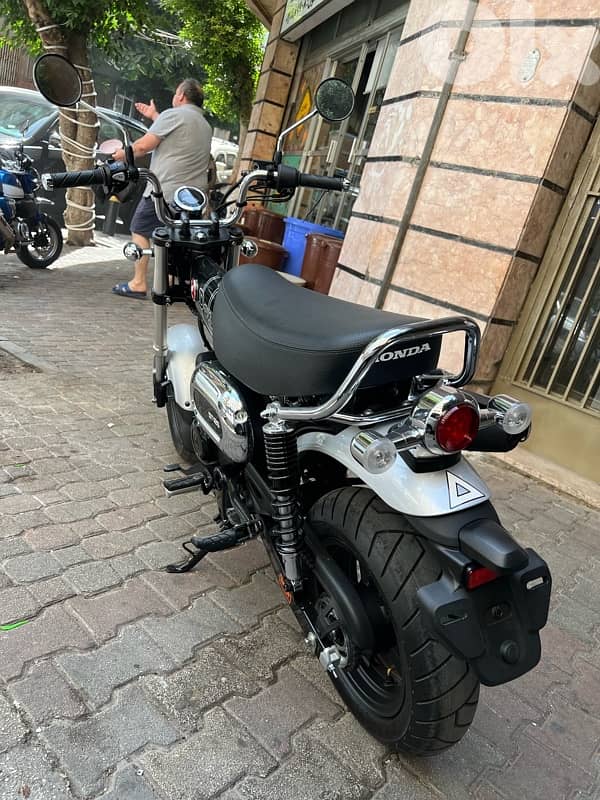 Honda Dax 125 Cc 5