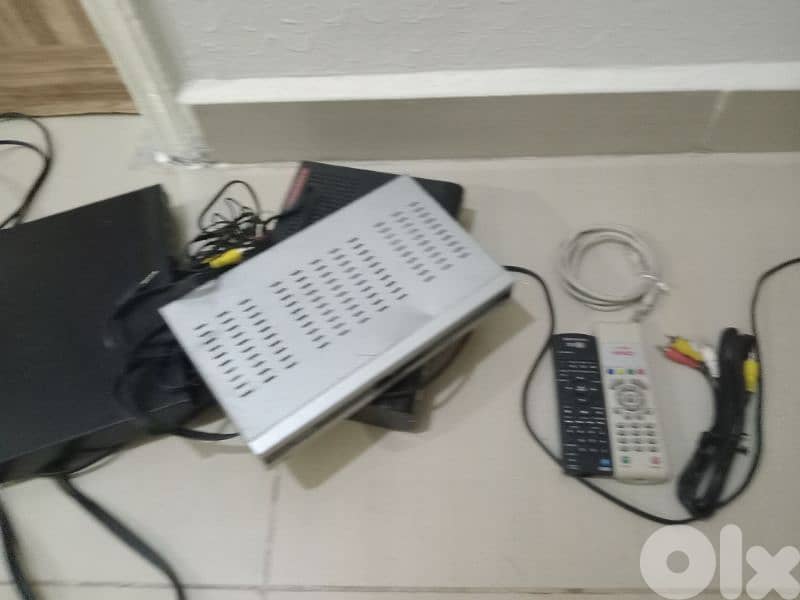اغراض كهرباء الكل يلي بالصوة السعر 20$ 2