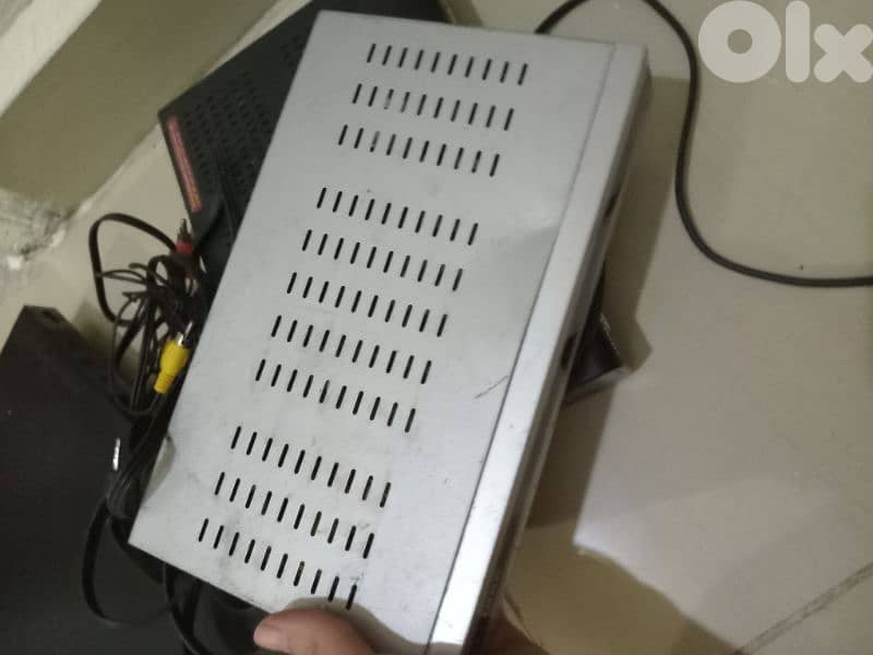 اغراض كهرباء الكل يلي بالصوة السعر 20$ 3