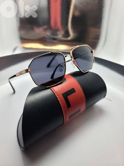 POLICE Golden Luxury Sunglasses