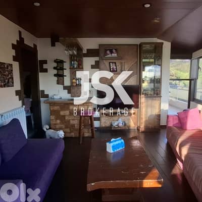 L18166-Hot Deal ! Apartment With Terrace For Sale in Qannabet Broumana