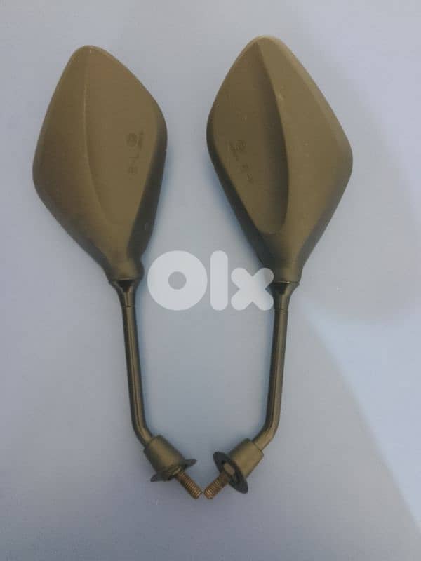 مراية موتسيكل للبيع بعدون جديد السعر 15$ 15