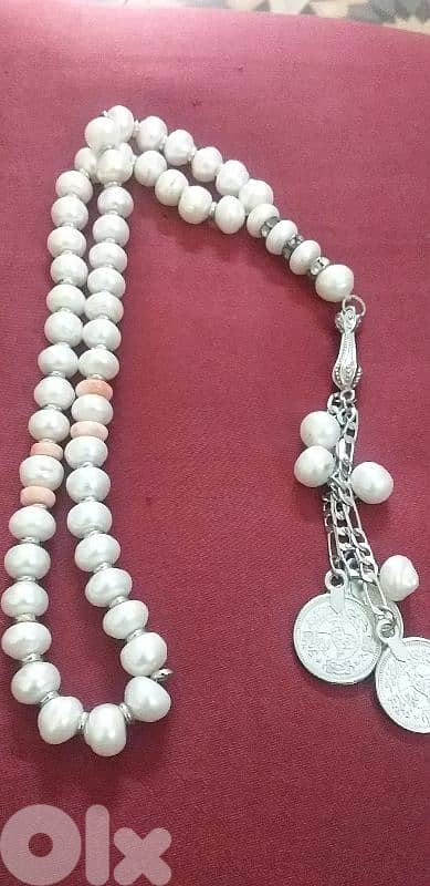 مسبحة لولو سعرها 35$