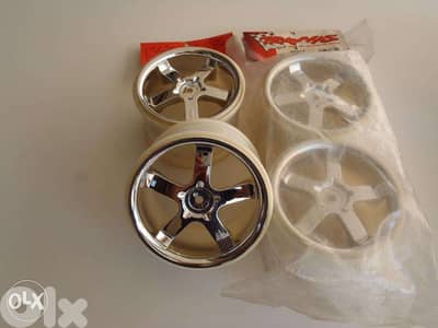 exchange on rc car ,TRAXXAS,CHROME RIMS,hurrican,3.8 inches