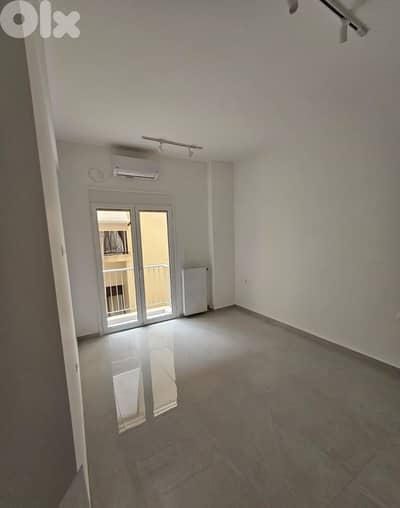 62 SQM Prime Location Apartment Piraeus, Greece
