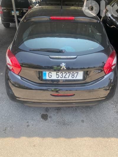 Peugeot 208 2016