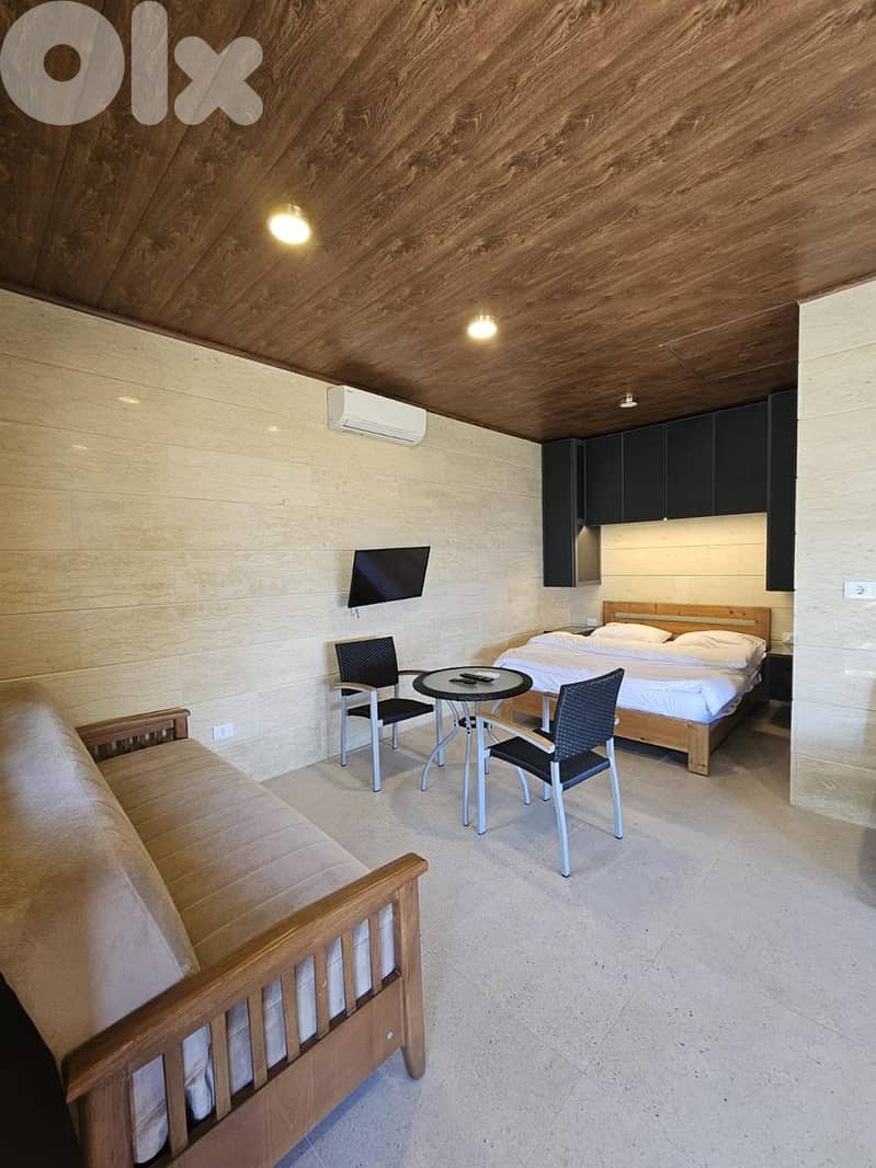 GMB105TA - Bungalow for rent in Batroun - بانغلو للإيجار في البترون 2