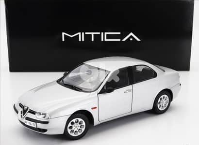 Alfa Romeo 156 Twin Spark 2.0 (1997) diecast car model 1;18