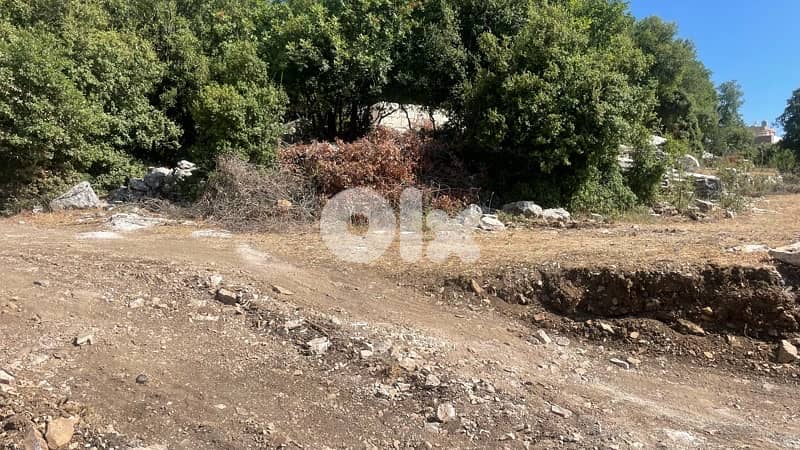 land for sale in Ras osta - jbeil ارض للبيع في راس اسطا جبيل 4