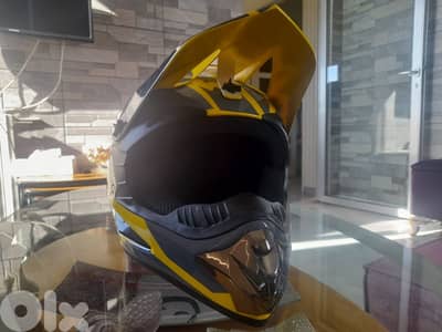 Helmet 2