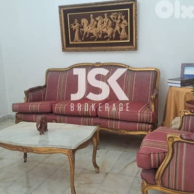 L13866-3-Bedroom Apartment For Sale in Mar Elias, Ras Beirut
