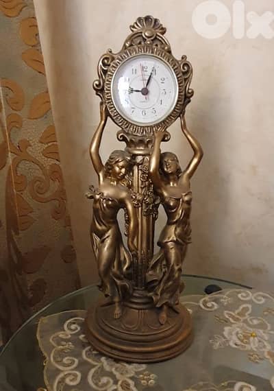 ساعة ايطلي اصلي شغال %١٠٠