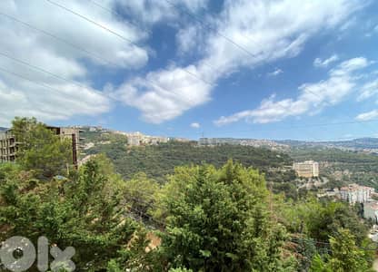 Apartment for sale in Kornet Chehwan/ Spacious